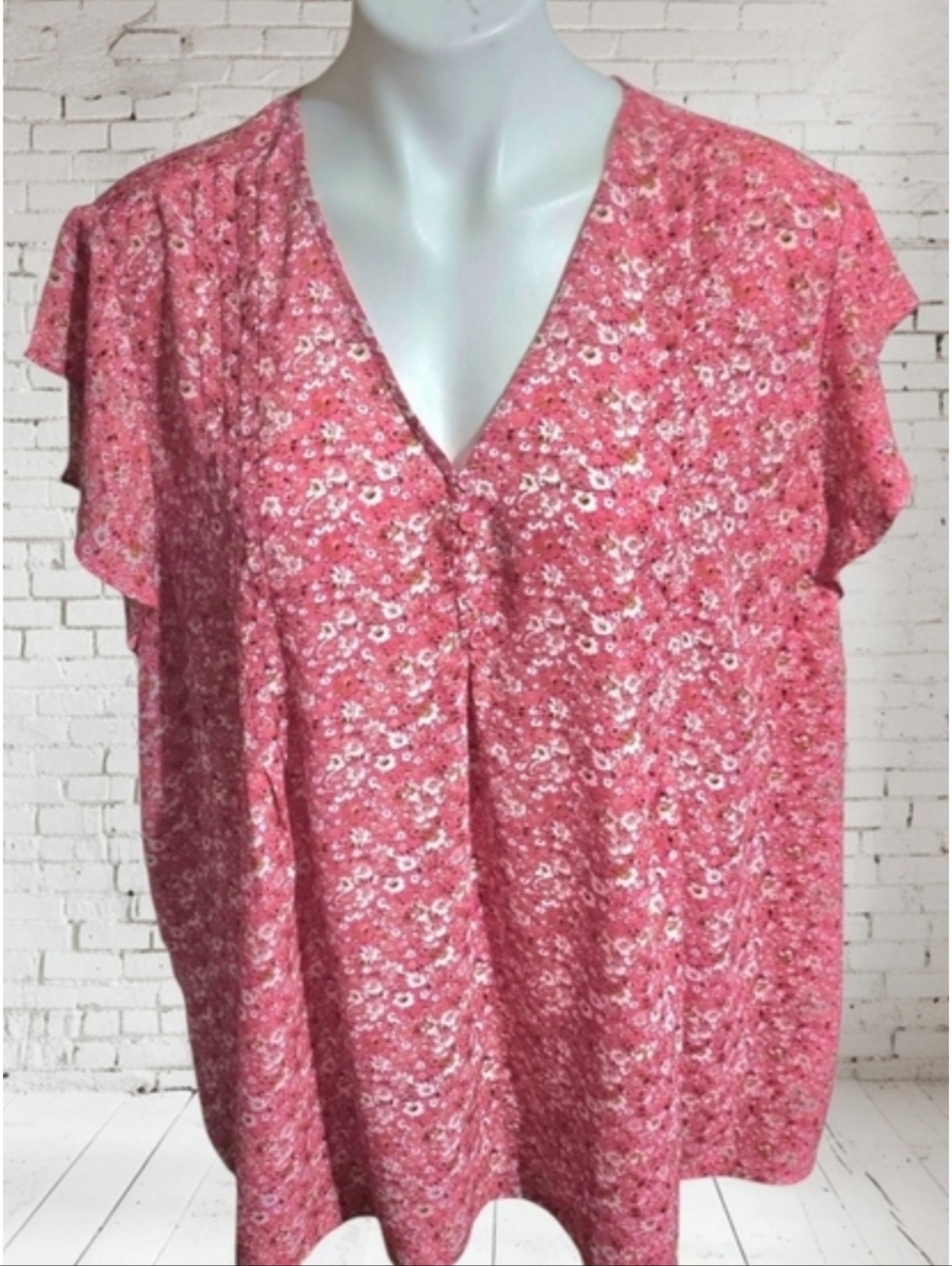 Cynthia Rowley Pink Ditsy Floral Blouse Size 2X - Picture 10 of 10